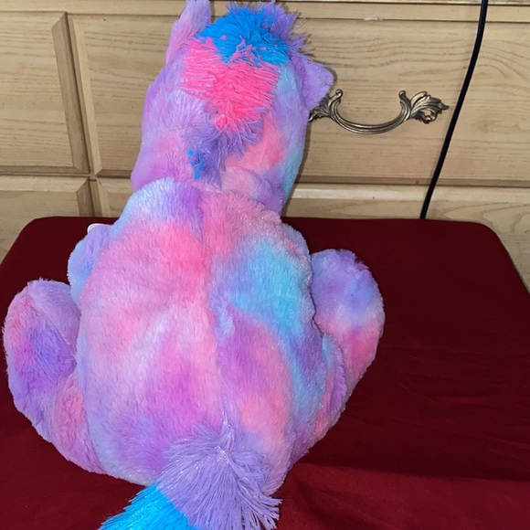 Beautiful multi-colored unicorn - Picture 3 of 6